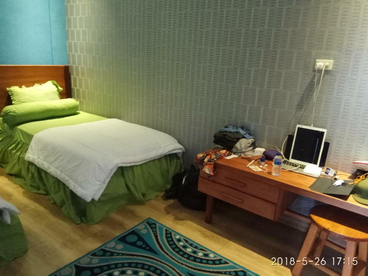 Hilibotodane 敖德萨尼亚斯冲浪旅馆酒店 外观 照片